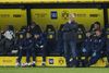 Mircea Lucescu, în fața băncii de rezerve pe arena Borussiei Dortmund Foto: Imago