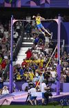 Săritura fenomenală: 6,25 m. Record mondial Foto: Imago