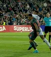 Cătălin Cîrjan a atins mingea cu mâna, dar VAR-ul nu a dictat penalty