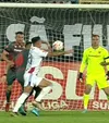 Cătălin Cîrjan a atins mingea cu mâna, dar VAR-ul nu a dictat penalty