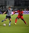 Chalov, duel cu Dawa la PAOK - FCSB 0-1 Foto: Imago