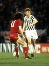 Duel Boniek (dreapta) - Wark în finala Juventus - Liverpool Foto: Imago