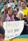 Messi, cerut în căsătorie de „Bunicuța ganster”