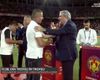 Petrescu, direct la vestiare  Tehnicianul lui CFR Cluj   a lipsit de la premiere  după pierderea Supercupei: „Nu se simte bine”