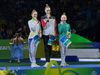 Amalia Lică (stânga) pe podium, alături de campioana olimpică Daria Varfolomeev și de Stiliana Nikolova/ Foto: Facebook @Federația Română de Gimnastică Ritmică
