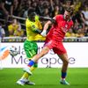 Zabarnyi (dreapta) a debutat la PSG la 1-0 cu Nantes, în Ligue 1 Foto: Imago