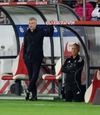 Iordănescu, supărat, în timpul meciului de la Cracovia Foto: Imago