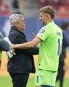 Mircea Lucescu și Ionuț Radu, la sfârșitul meciului cu Austria Foto: Raed Krishan