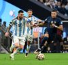 Messi și Mbappe, sprint umăr la umăr în finala ultimului Mondial. Posibil repetat în semifinala CM 2026 Foto: Imago