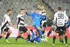 Romanchuk, singur contra tuturor în această fază a meciului cu U Cluj Foto: Sport Pictures