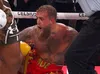 Momentul în care Anthony Joshua l-a făcut KO pe Jake Paul (FOTO: captură Netflix)