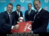 Lothar Matthaus (în stânga), alături de un CEO fals (al doilea din dreapta), la prezentarea organizată de Bayern Munchen