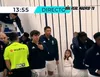 Vinicius, consolat de Kylian Mbappe după ce a fost huiduit de fani. Foto. Captură/Reddit