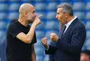 Guardiola și Al-Mubarak, la Manchester. Pep e antrenorul lui City din 2016 Foto: Imago