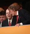 Jim Ratcliffe (dreapta) și Avram Glazer, patronii lui Manchester United Foto: Imago