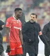 Discuția aprinsă între Kopic și Gnahore, pe teren, după 1-2 cu Rapid