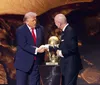 Infantino, Trump și Premiul FIFA pentru Pace, pe 5 decembrie 2025, la Washington Foto: Imago