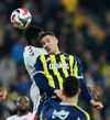 Mert Muldur (prim-plan), în tricoul lui Fenerbahce Foto: Imago