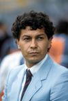 Mircea Lucescu, la Euro 1984, cu un an înainte să vină la Dinamo Foto: Imago