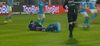 Accidentare gravă în meciul Voluntari - FC Bihor 2-1. Jucătorii au fost nevoiți să împingă ambulanța. Foto: Captură Prima Sport