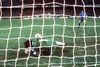 Al 4-lea penalty apărat de Duckadam pe 7 mai 1986, în fața lui Marcos. Steaua era campioana Europei. Foto: Imago