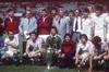 Steaua '86, după cucerirea Cupei Campionilor. În centru, în spatele lui Duckadam, Emeric Ienei, în sacou gri. Foto: Imago