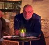 Cosmin Olăroiu, look nou la tragerea la sorți pentru Cupa Asiei 2027 FOTO X (6).png