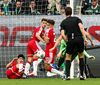 Bischof (dreapta) și Kimmich, luptând în apărare la 1-0 cu Wolfsburg. Foto: Imago