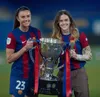 Leon (dreapta) și Engen, când câștigau trofee împreună cu Barcelona. Foto: Imago