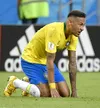 Neymar a terminat CM 2018 în genunchi. Foto: Imago