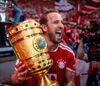 Harry Kane și Cupa Germaniei. La Tottenham, nu avea niciun trofeu în 12 ani. Cu Bayern are 4 în trei sezoane! Foto: Imago
