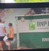 Momentul când Rafa Jodar împinge un copil de mingi. Foto: captură X/@kirawontmiss