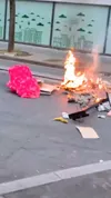 Violențe și acte de vandalism pe străzile din Paris (foto: captură X)