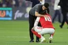 Arteta l-a consolat pe Eze după finala pierdută la Budapesta. Foto: Imago