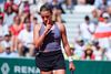 Maja Chwalinska a purtat ținute de la brand-uri diferite la Roland Garros. Foto: IMAGO