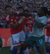 Rafa Leao, în timpul „ciocnirii” cu Ivan Roman la amicalul Portugalia - Chile 2-1