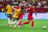 Arda Guler (dreapta) și Hakan Calhanoglu ne-au învins pe noi cu 1-0 în baraj, dar au început Mondialul cu o înfrângere. Foto: Imago