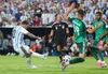 Leo Messi, acoladă pentru 3-0 cu Algeria. Foto: Imago