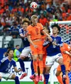 Van Hecke (în centru), la meciul Olanda - Japonia 2-2, primul la CM 2026. Foto: Imago