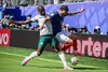 Koulibaly, căpitanul Senegalului, în duel cu Theo Hernandez, la 1-3 cu Franța. Foto: Imago
