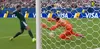 Primul meci, prima gafă pentru Muslera la Arabia Saudită - Uruguay 1-1. A scăpat mingea în față și Al-Amri a înscris