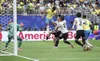 Lovitura de cap a lui Casemiro, după încă o centrare. Golul de 1-1. Foto: Imago