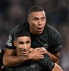 Kylian și Achraf au fost trei ani colegi la PSG, între 2021 și 2024. Foto: Imago