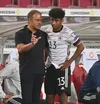 Adeyemi și Flick, la naționala Germaniei. Foto: Imago