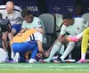 Gheață pe glezna lui Mbappe. Foto: Imago