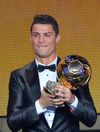 Cristiano Ronaldo a rămas cu bucuria câștigării Balonului de Aur. Are 5 trofee în total. Foto: Imago