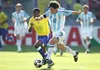 Messi, zburând în semifinala Mondialului U20 din 2005, Argentina - Brazilia 2-1. Foto: Imago