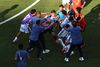 Altercație între jucători la finalul partidei Spania - Argentina. Foto: Imago