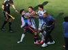 Altercație între jucători la finalul partidei Spania - Argentina. Foto: Imago