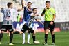 Szabolcs Kovacs a anulat un gol marcat de Marius Ștefănescu pentru henț în partida dintre U Cluj și Farul/ Foto: sportpictures.eu